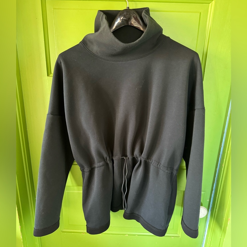 Nike women’s sweatshirt